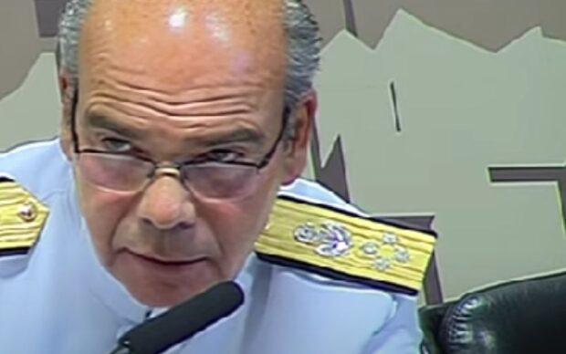 Ameaça iminente: Comandante da Marinha admite que dará baixa de 40% da força naval nos próximos 5 anos