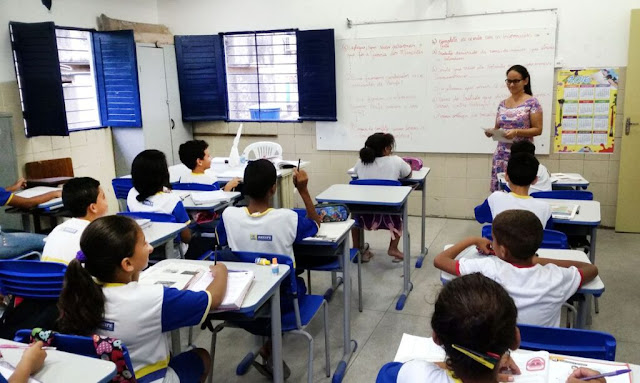 GO: Deputados aprovam em definitivo inclusão do Dia da Paz na Escola no calendário goiano